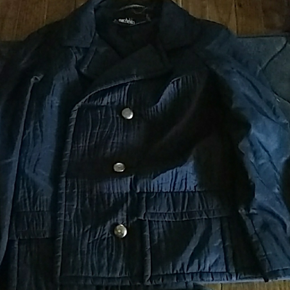 Harzfeld's Nylon jacket